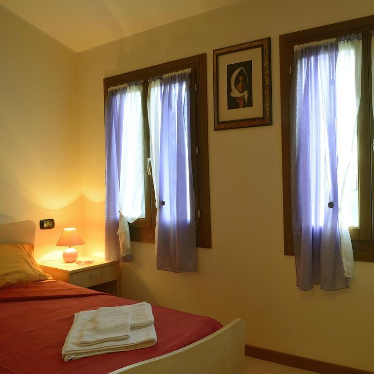 Ca' Gialla Montagnana  Rom bilde